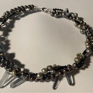 Chic Multi-Tone Pearl Necklace